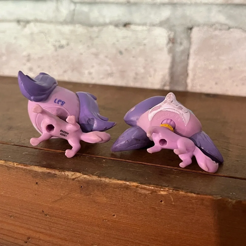 LPS Littlest Pet Shop Zoe Trent Dog Littlest Pet Shop #3533 Purple Pair‎ Of Two